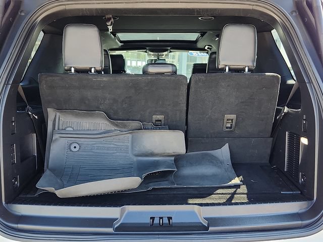 Certified 2018 Ford Expedition Limited w/ Equipment Group 301A AWD/4WD image 26