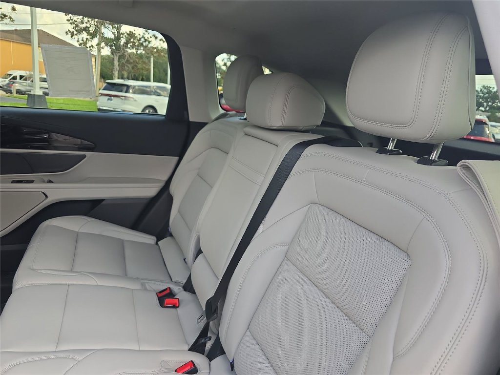 New 2026 Lincoln Nautilus Premier w/ Equipment Group 102A AWD/4WD image 11