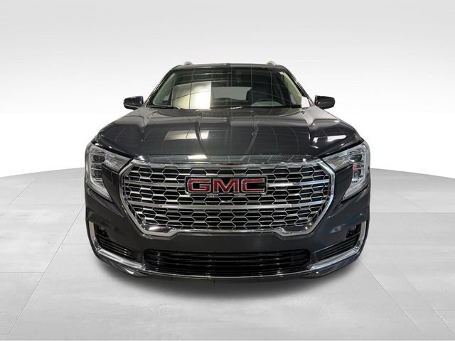 Used 2022 GMC Terrain Denali AWD/4WD image 2