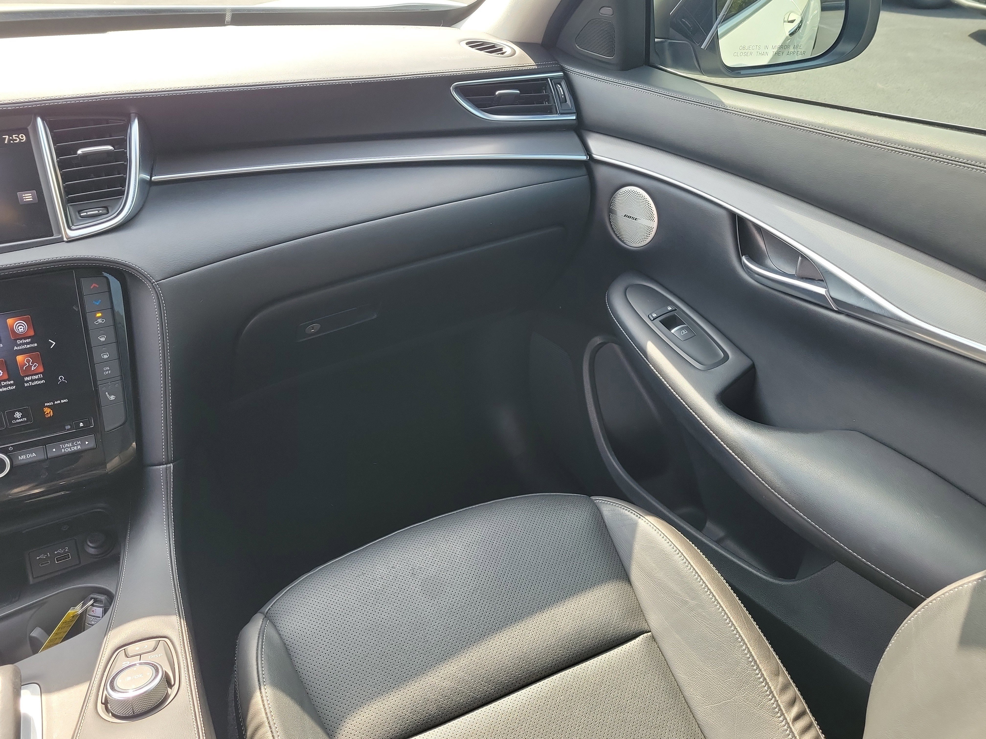 Used 2023 INFINITI QX50 Luxe image 18