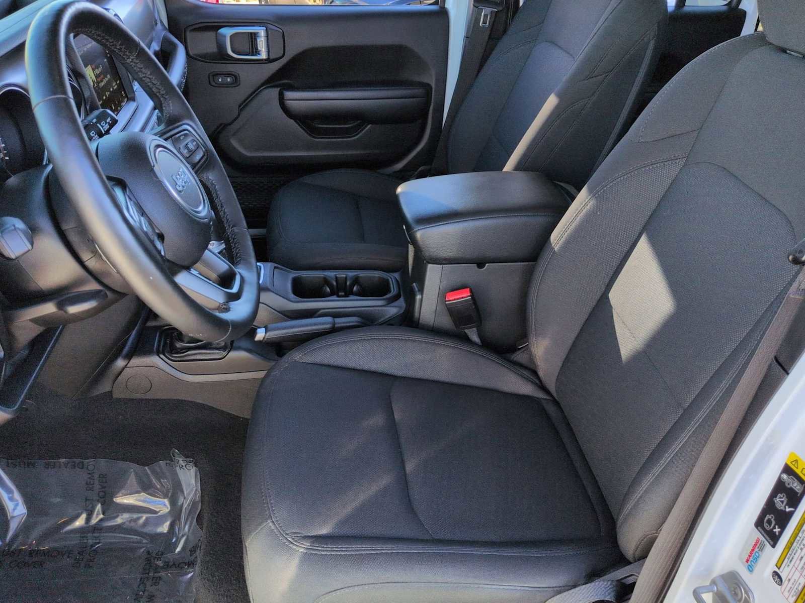 Used 2021 Jeep Wrangler Unlimited Sport image 17