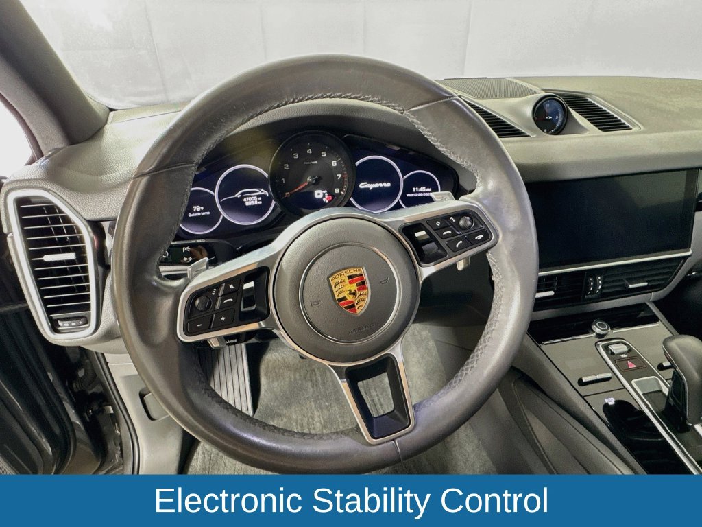 Used 2021 Porsche Cayenne AWD/4WD image 12