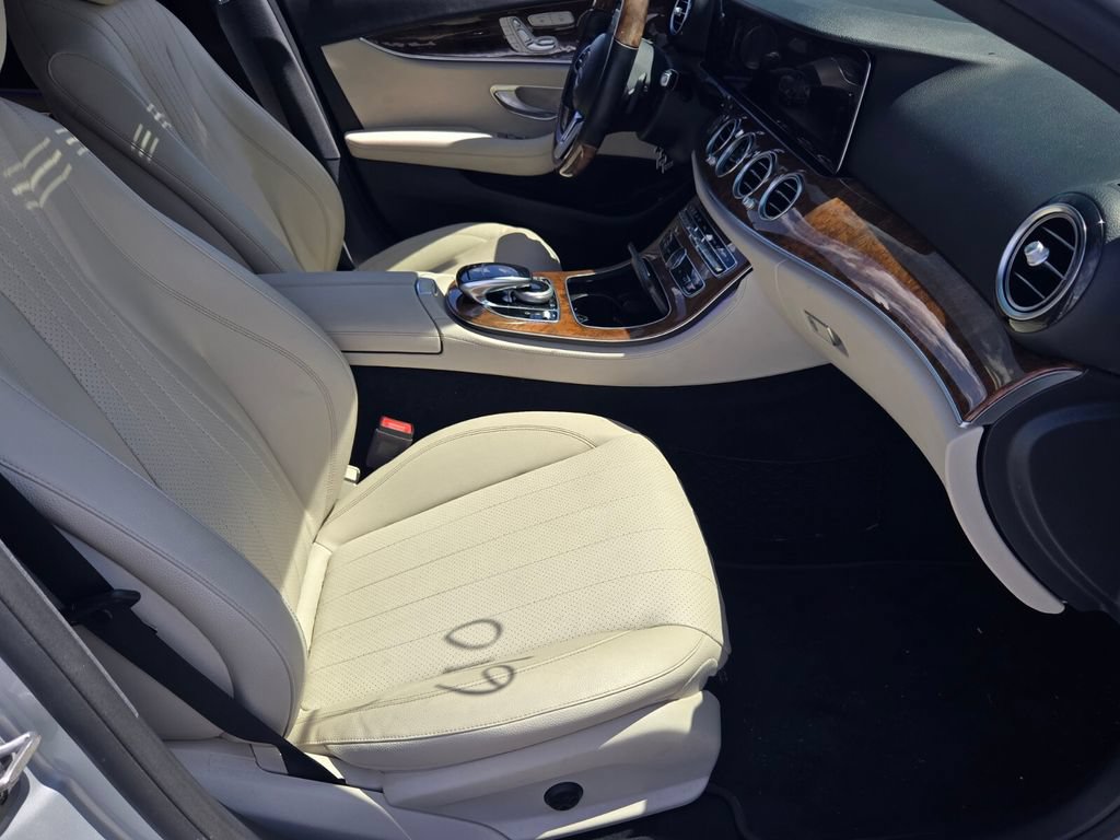 Used 2020 Mercedes-Benz E 350 Sedan image 20