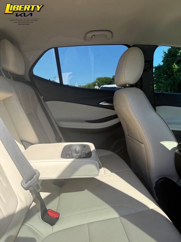Used 2024 Buick Encore GX Avenir w/ Avenir Convenience Package AWD/4WD image 10
