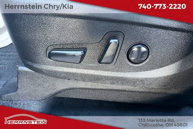 Used 2024 Kia Telluride EX w/ EX Captain's Chair Package image 15