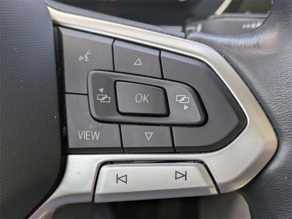 Used 2023 Volkswagen Jetta SE image 25