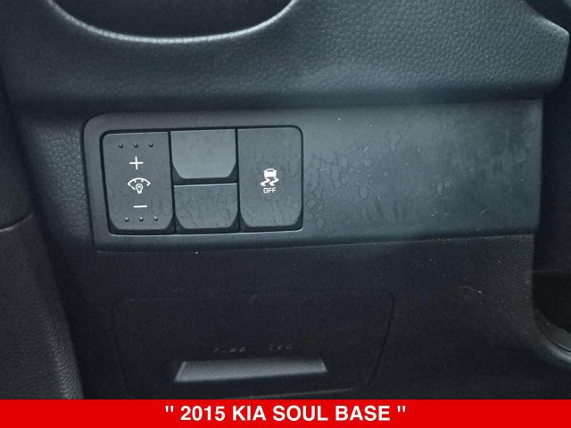Used 2015 Kia Soul FWD image 19