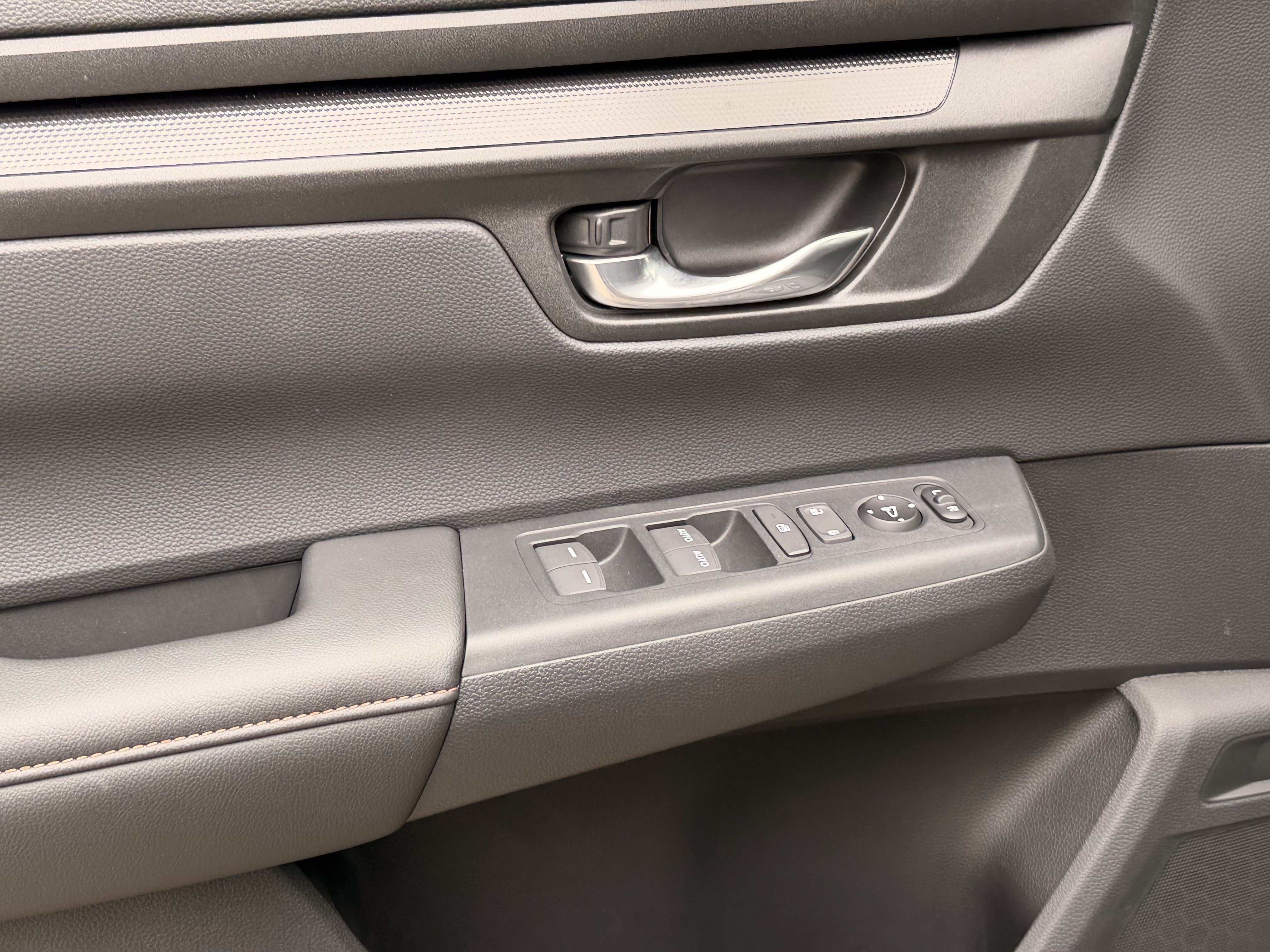 Certified 2026 Honda CR-V Sport image 11