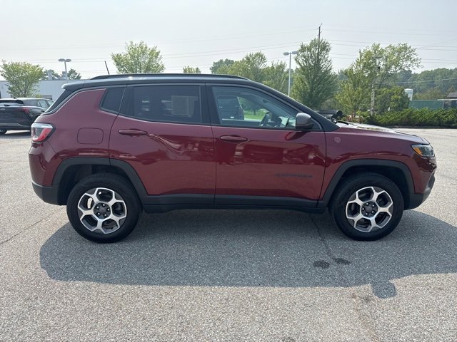 Used 2022 Jeep Compass Trailhawk w/ Sun and Sound Group image 7