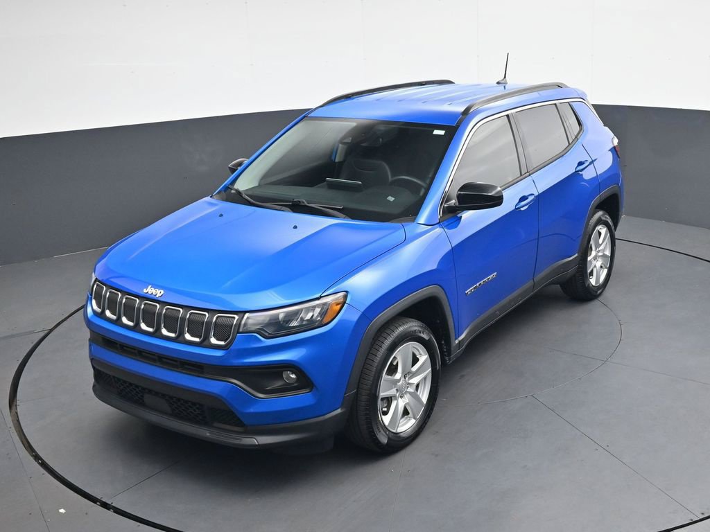 Used 2022 Jeep Compass Latitude w/ Convenience Group AWD/4WD image 31