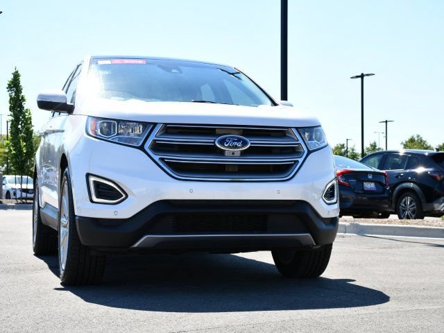 Used 2018 Ford Edge Titanium w/ Equipment Group 302A AWD/4WD image 2