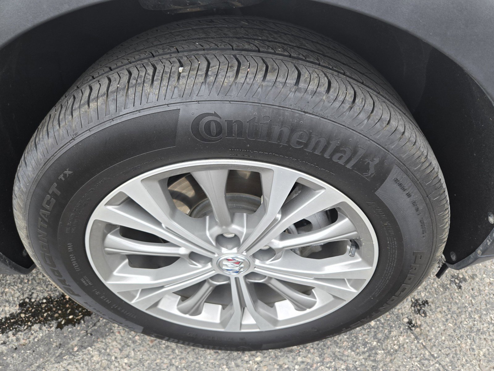Used 2023 Buick Envision Preferred AWD/4WD image 36