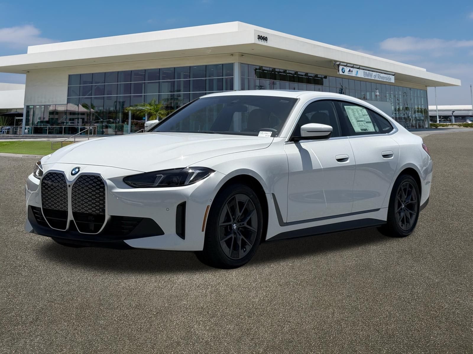 New 2026 BMW i4 eDrive40 w/ Premium Package RWD image 4