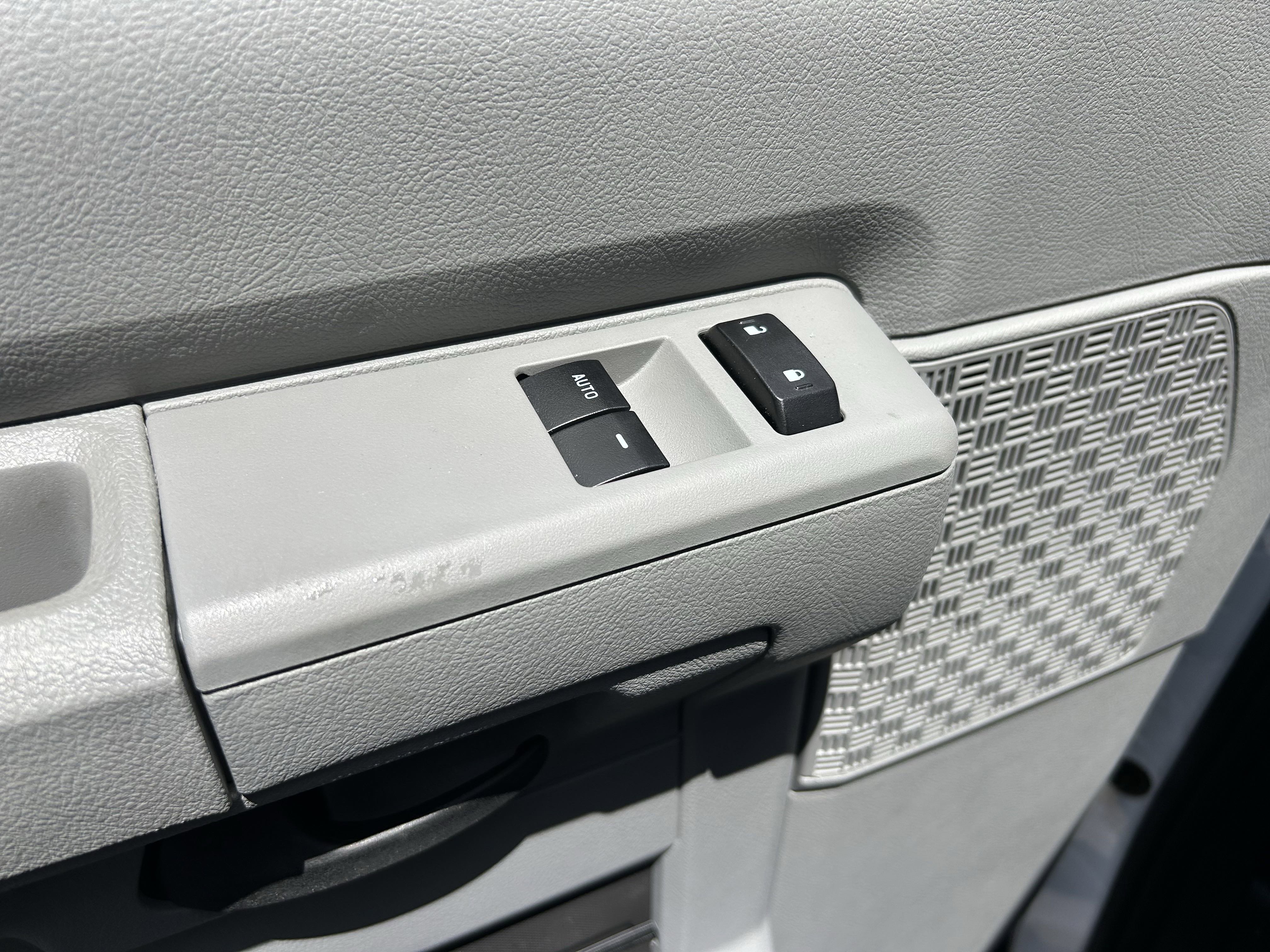 New 2026 Ford E-350 and Econoline 350 Super Duty w/ Power Equipment Group image 18