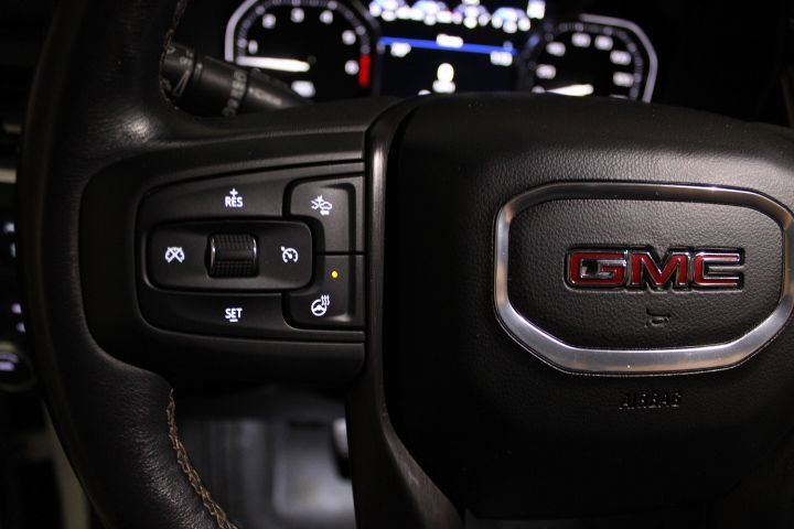 Used 2021 GMC Yukon AT4 image 42
