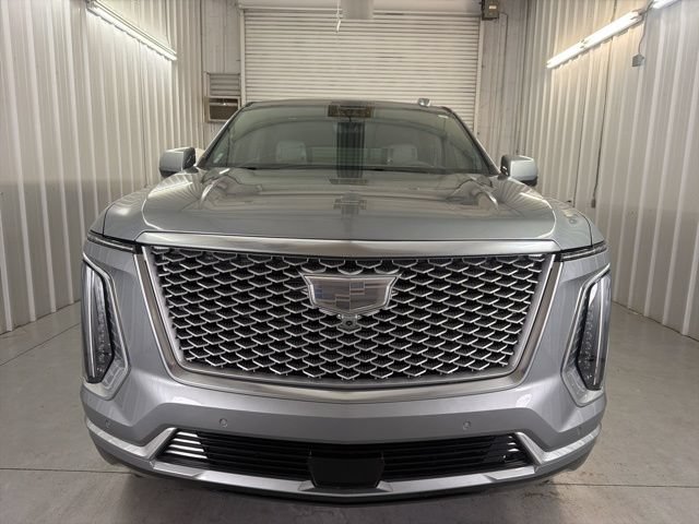 Certified 2025 Cadillac Escalade Premium Luxury Platinum w/ LPO, Radiant Package RWD image 3