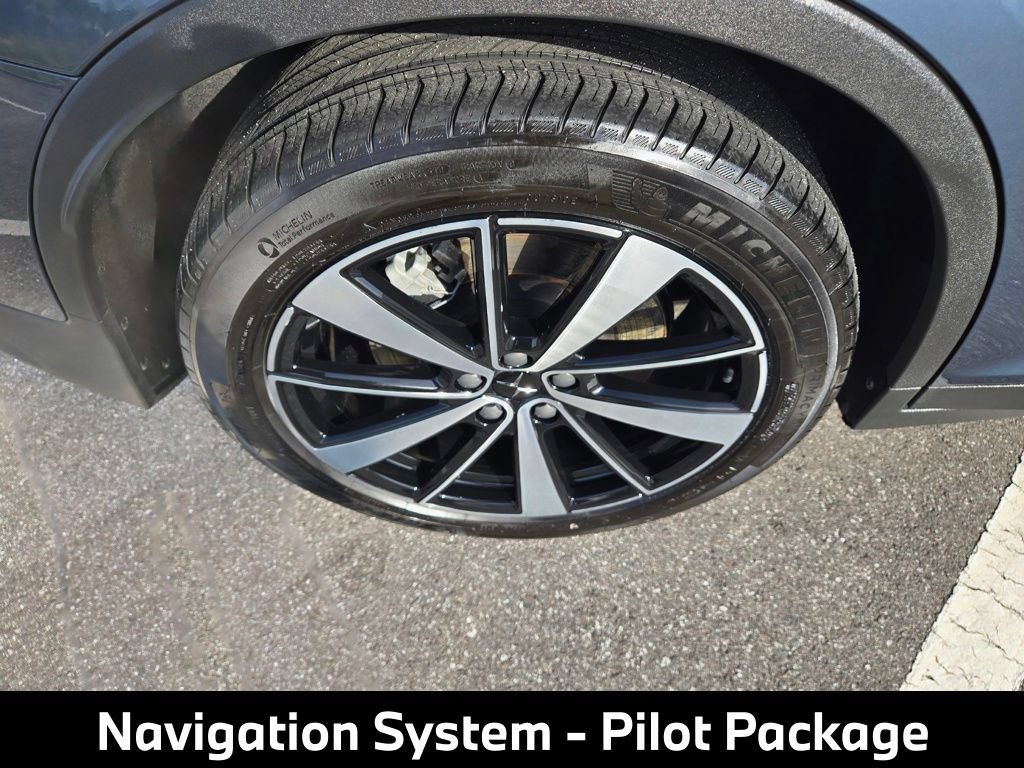 Used 2022 Polestar Polestar 2 w/ Plus Package AWD/4WD image 11