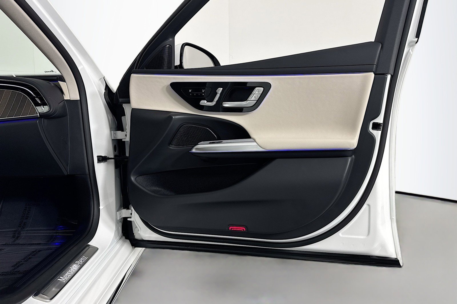 Used 2026 Mercedes-Benz E 450 4MATIC Sedan image 24