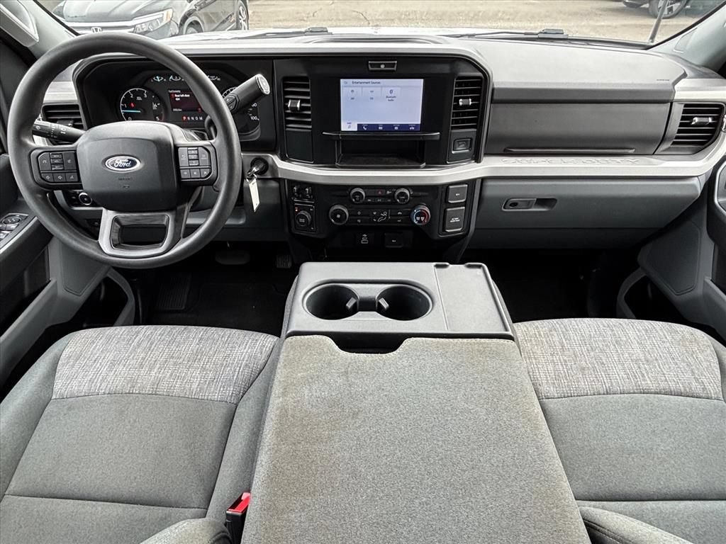Used 2025 Ford F250 XLT AWD/4WD image 4