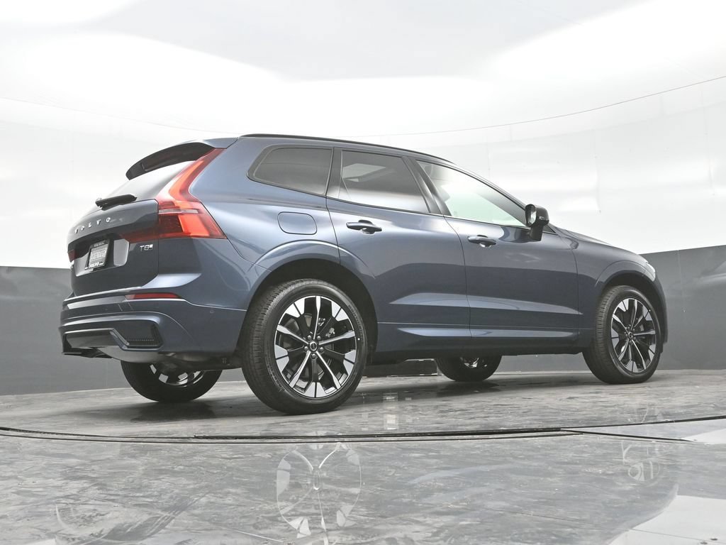New 2026 Volvo XC60 T8 Plus w/ Climate Package AWD/4WD image 29