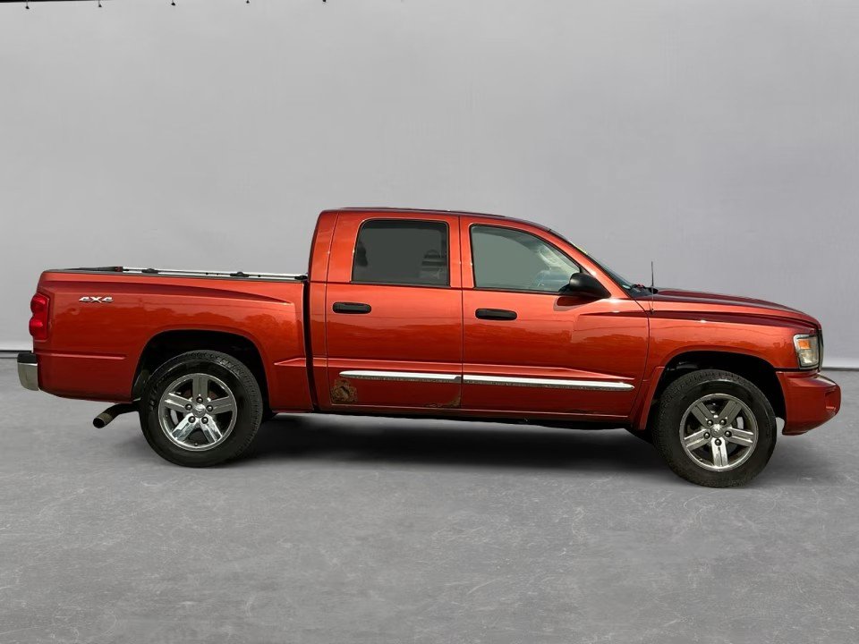 Used 2008 Dodge Dakota Laramie AWD/4WD image 4
