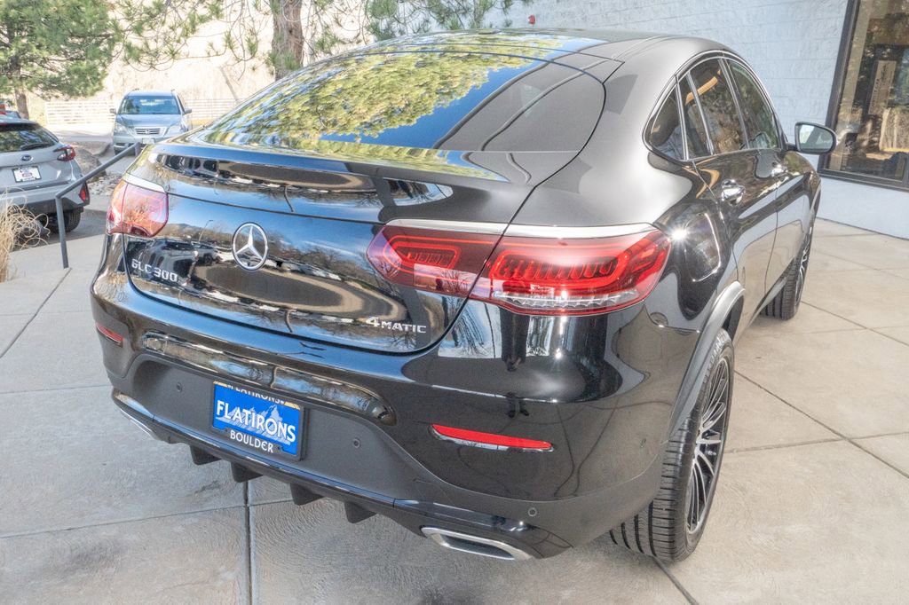 Used 2023 Mercedes-Benz GLC 300 4MATIC Coupe image 6