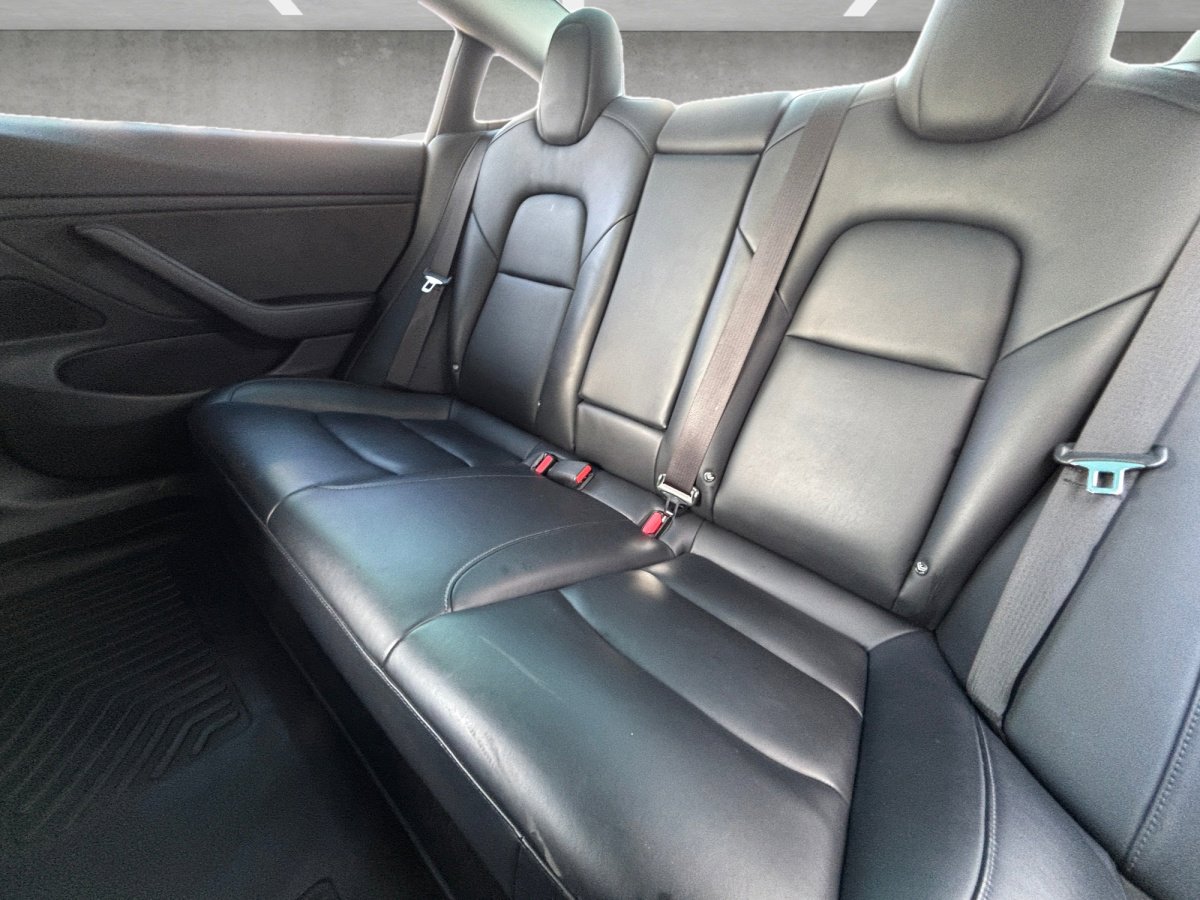Used 2018 Tesla Model 3 Long Range image 27