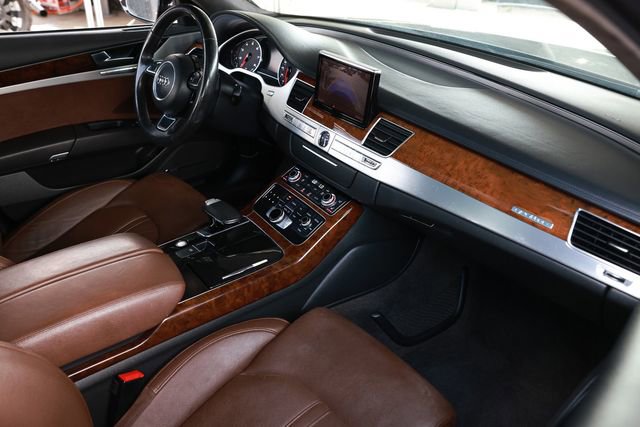 Used 2011 Audi A8 4.2 image 21