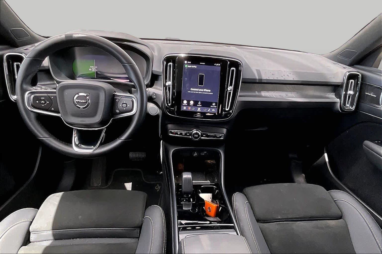 Used 2023 Volvo XC40 Recharge Ultimate AWD/4WD image 14