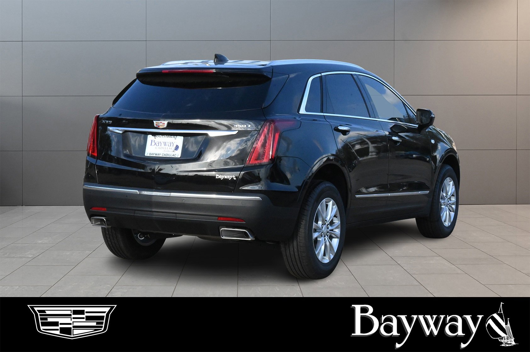 New 2026 Cadillac XT5 Luxury w/ LPO, Floor Liner Package image 5