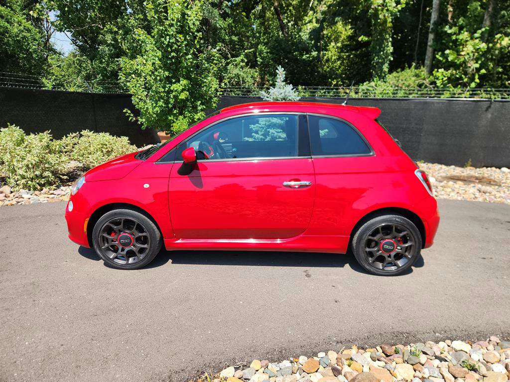 Used 2015 FIAT 500 Sport image 2