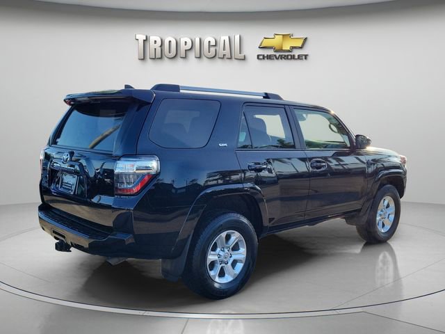 Used 2024 Toyota 4Runner SR5 AWD/4WD image 3