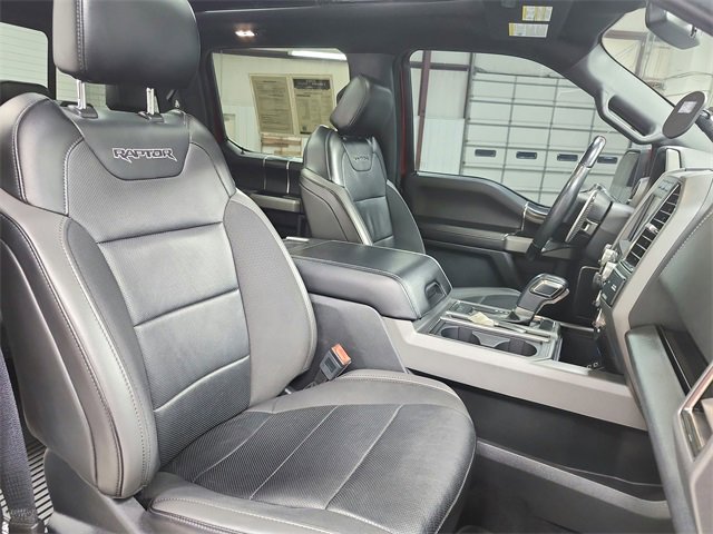 Used 2019 Ford F150 Raptor w/ Equipment Group 802A Luxury image 44