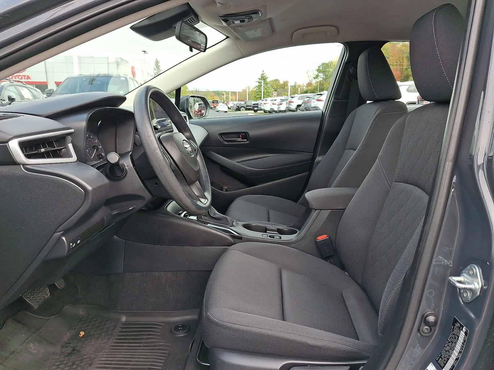 Used 2024 Toyota Corolla LE FWD image 16