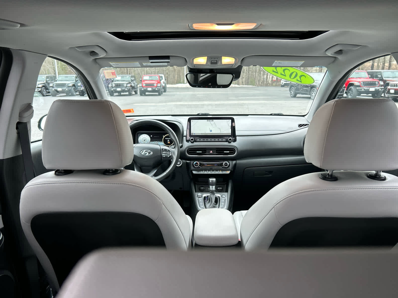 Used 2022 Hyundai Kona Limited image 34