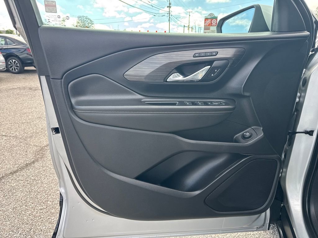 Used 2020 GMC Terrain SLT w/ Preferred Package AWD/4WD image 11