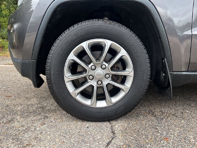 Used 2016 Jeep Grand Cherokee Limited AWD/4WD image 10