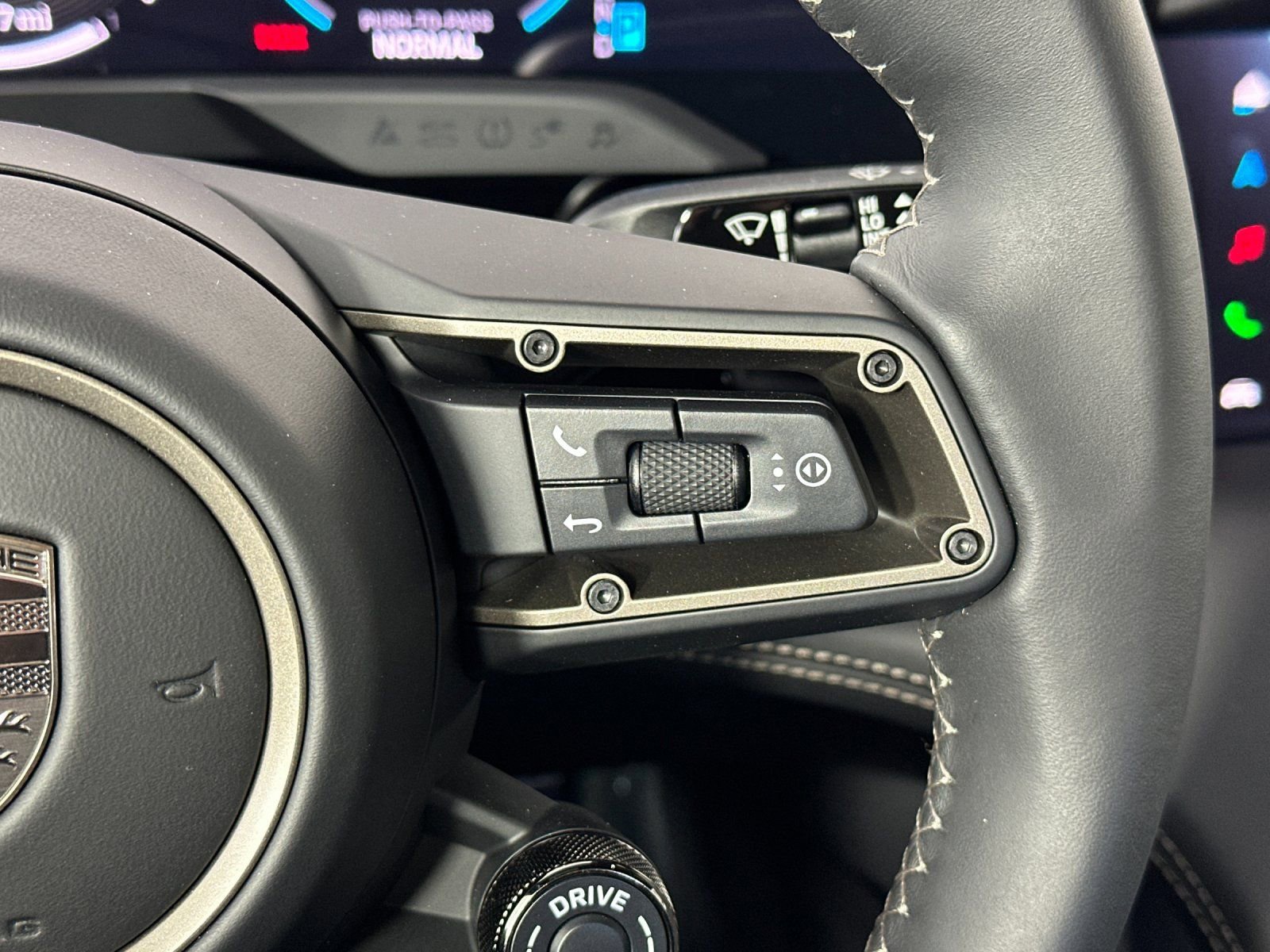 Certified 2025 Porsche Taycan Turbo S image 29
