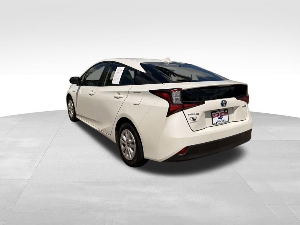 Used 2019 Toyota Prius LE FWD image 5