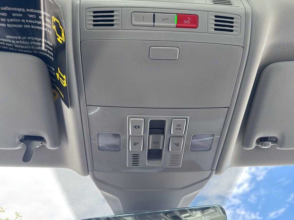 New 2025 Volkswagen Jetta SEL image 32