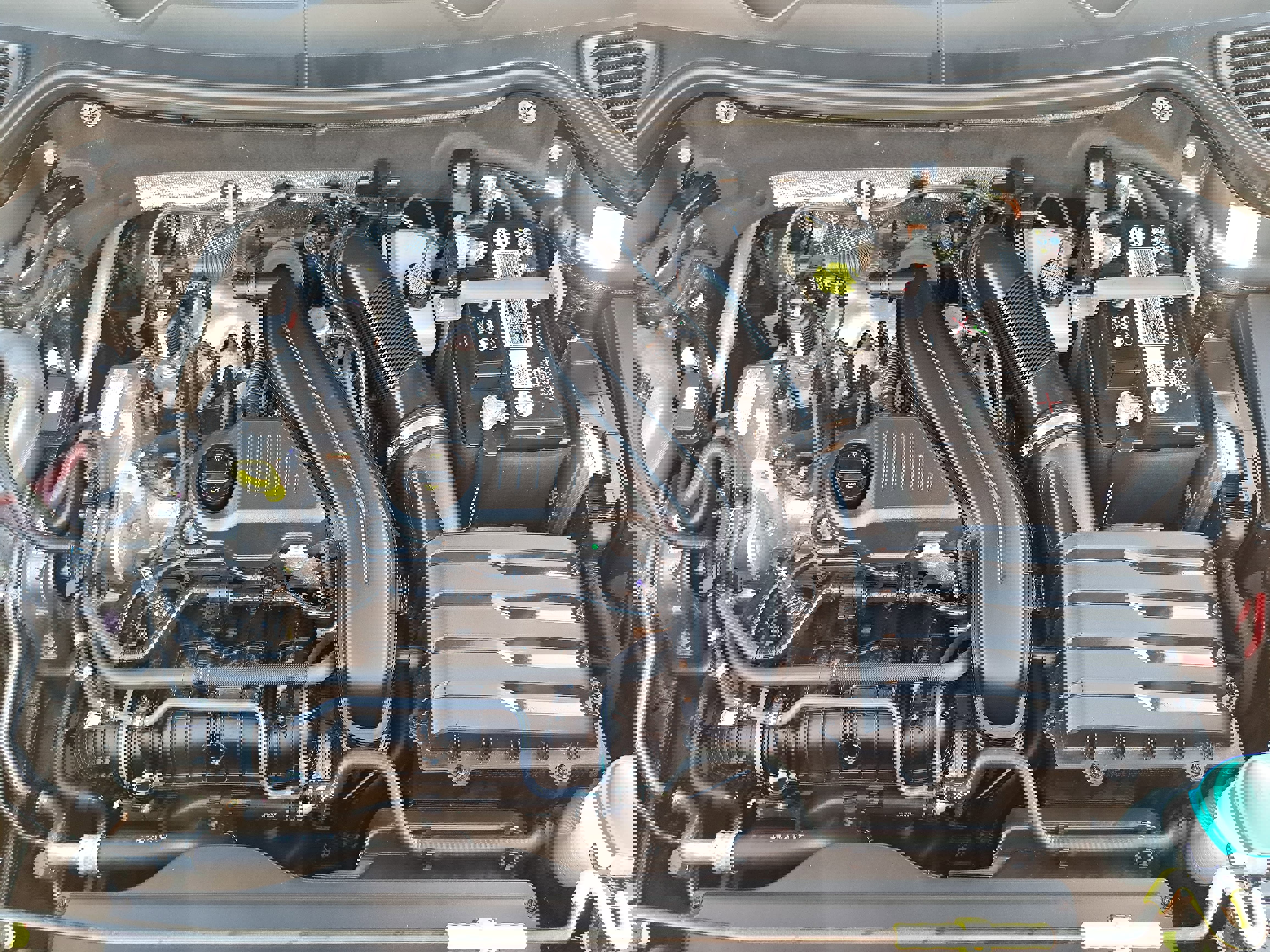 Certified 2022 Volkswagen Taos SEL w/ Panoramic Sunroof Package image 28