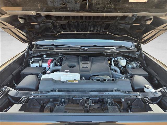 Used 2025 Toyota Tundra SR AWD/4WD image 20