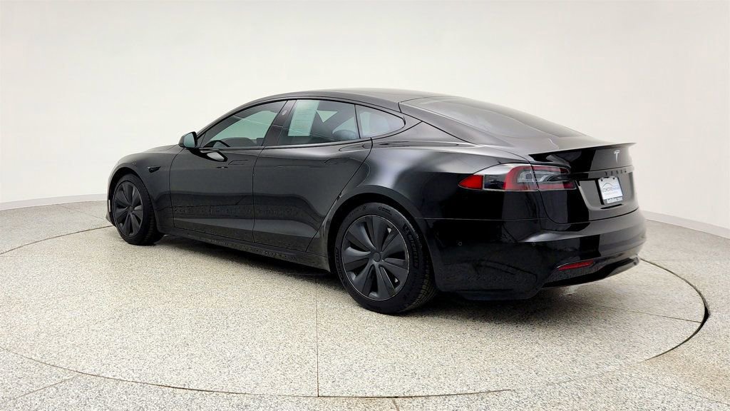Used 2022 Tesla Model S Plaid image 7