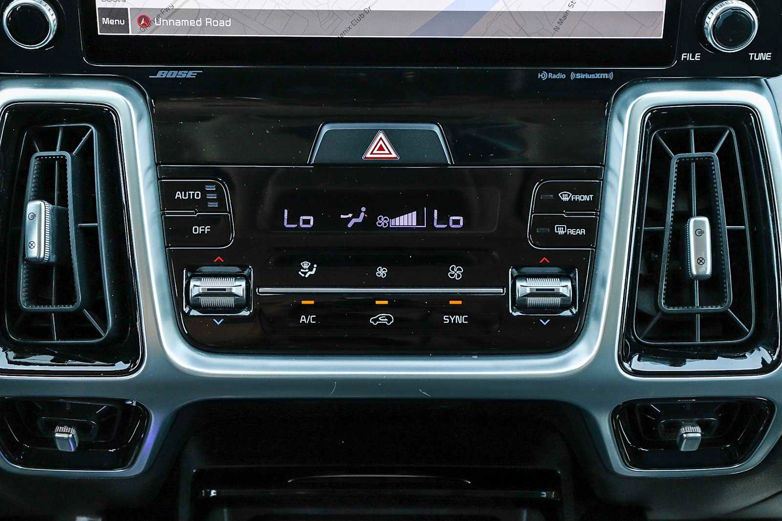 Used 2022 Kia Sorento SX image 16