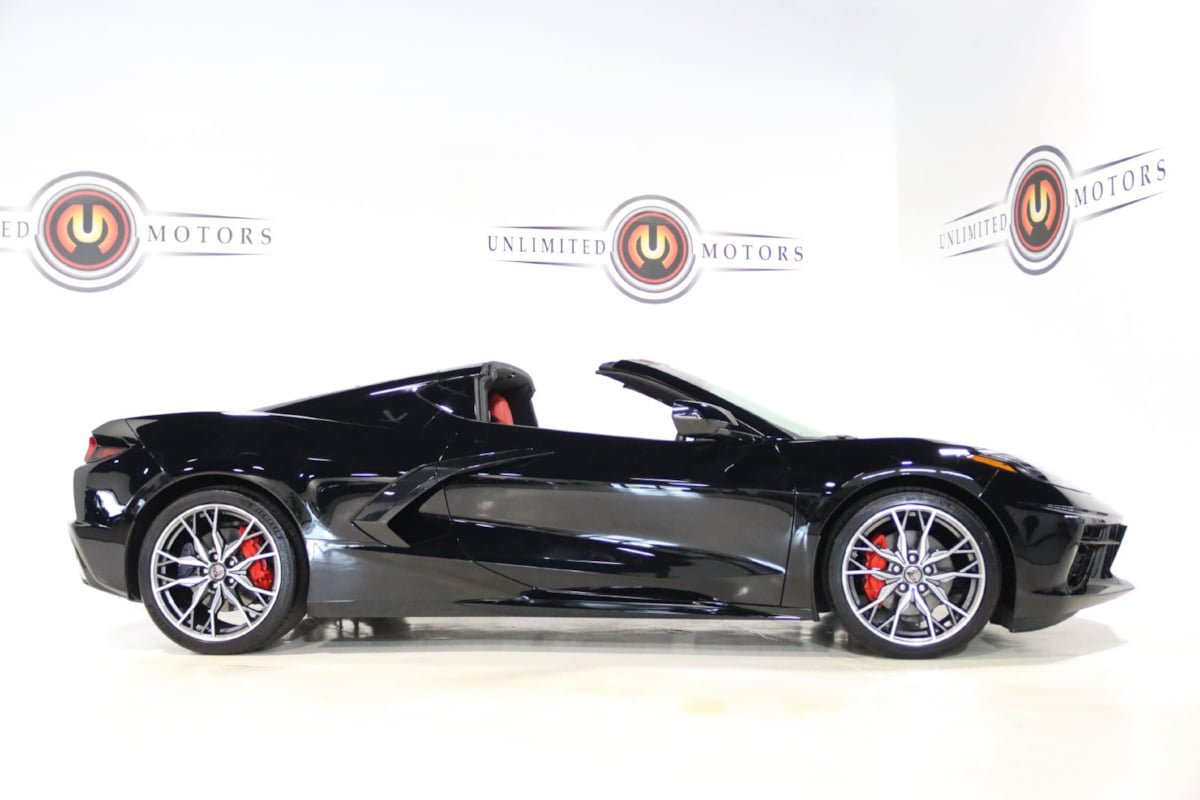 Used 2024 Chevrolet Corvette Stingray Preferred Cpe w/ 2LT RWD image 33