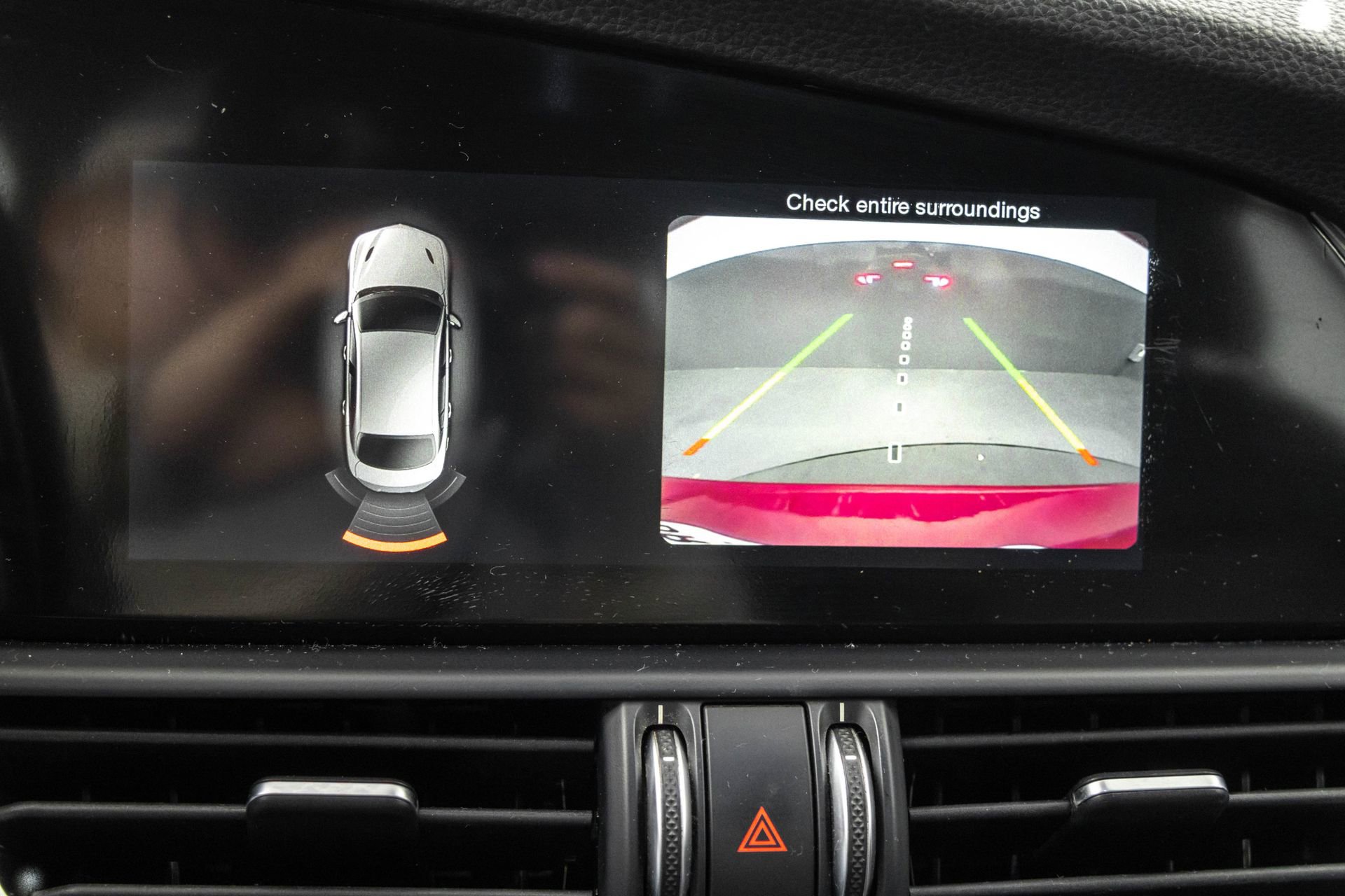 Used 2017 Alfa Romeo Giulia AWD w/ Sport Appearance Package image 26