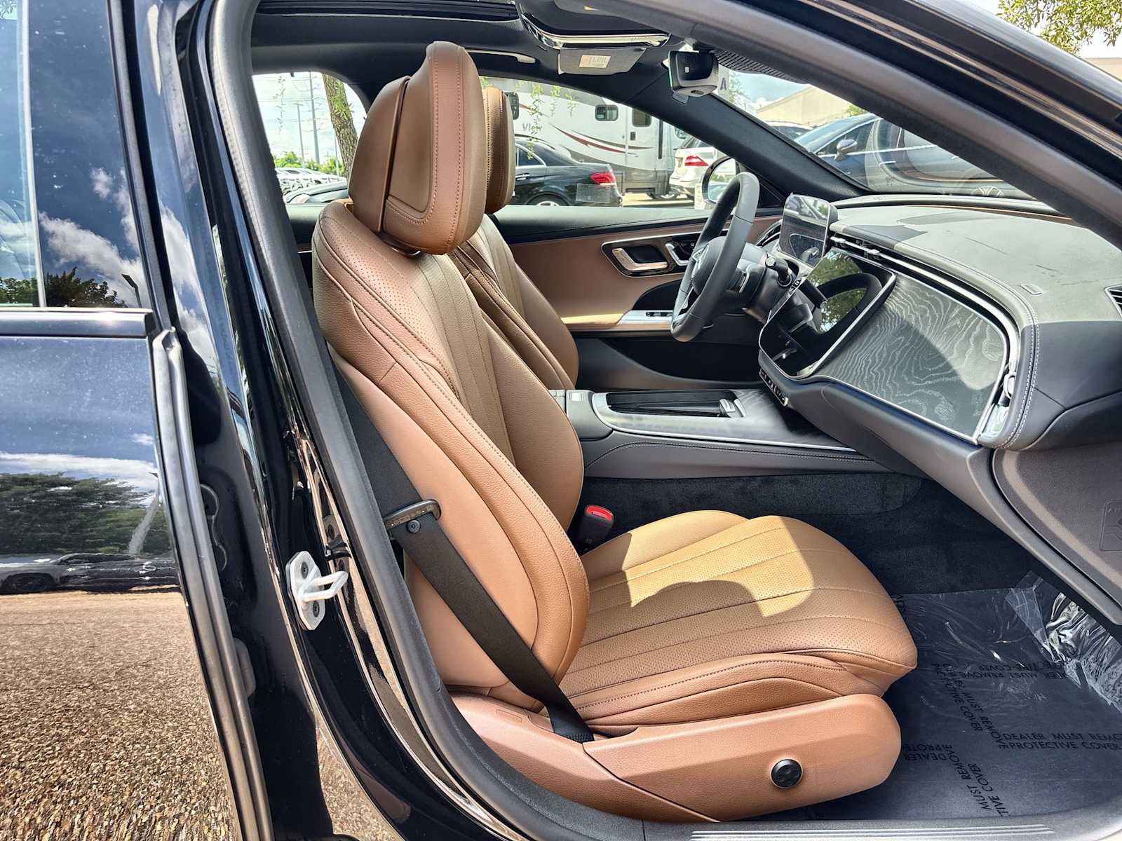 New 2026 Mercedes-Benz E 350 4MATIC Sedan image 9
