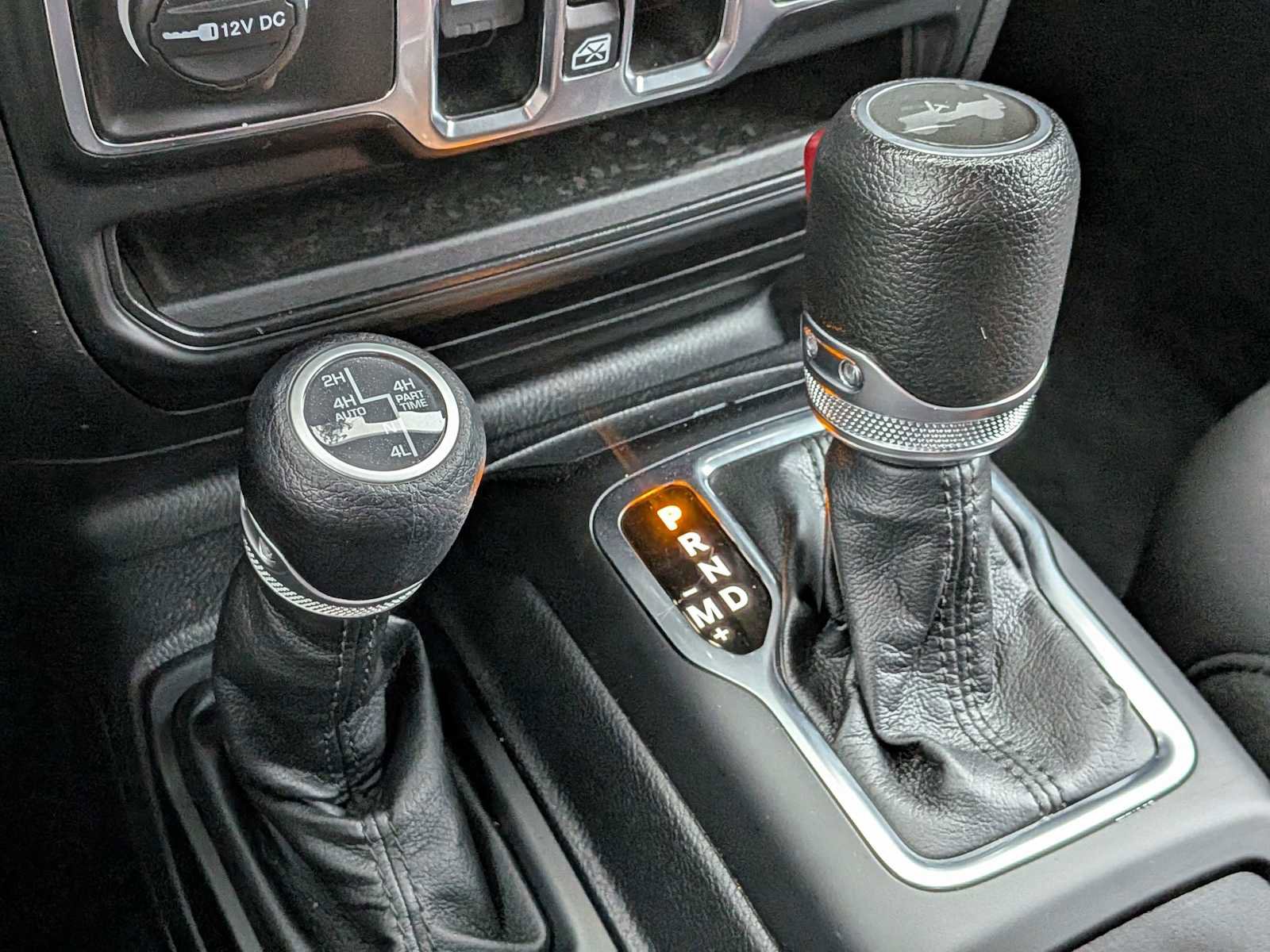 Used 2023 Jeep Wrangler Unlimited w/ Cold Weather Group image 31