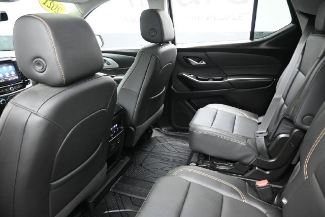 Used 2021 Chevrolet Traverse LT w/ LT Premium Package FWD image 25