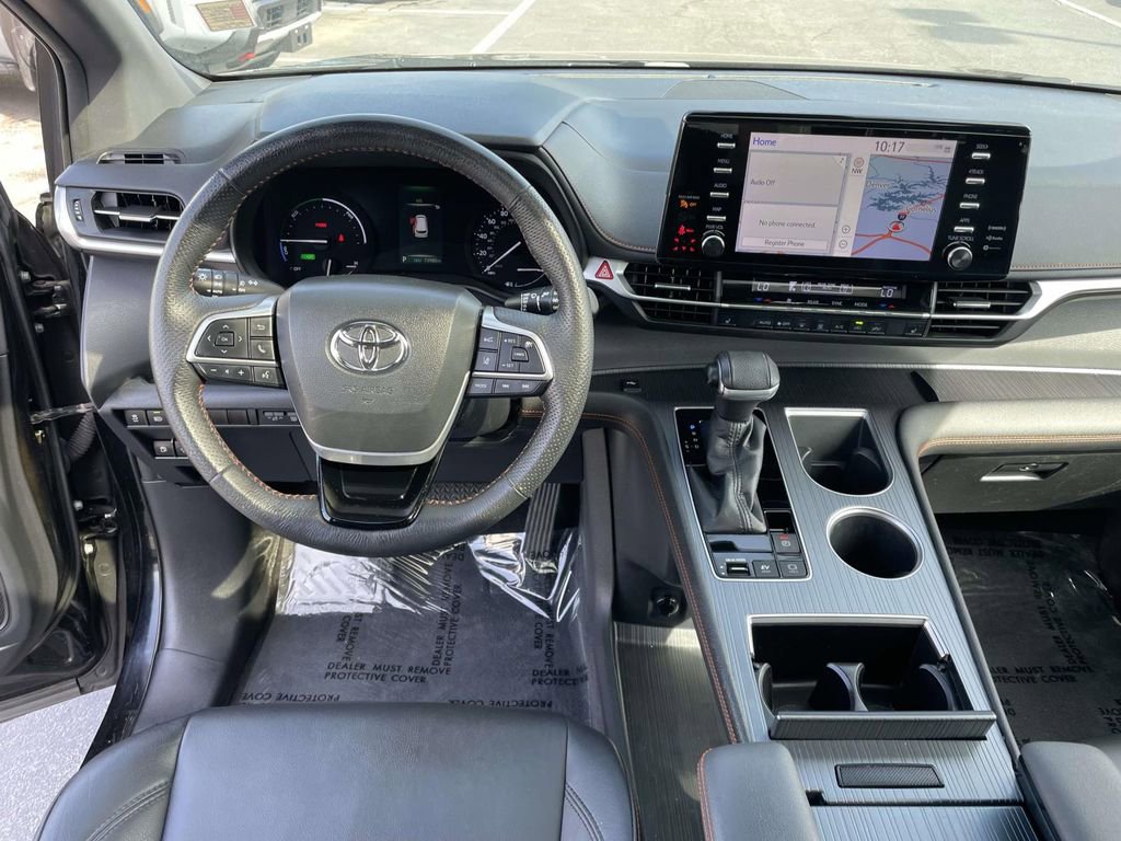 Used 2021 Toyota Sienna XSE image 24